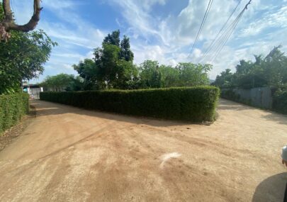 Nền đất đẹp hẻm 255 ywang