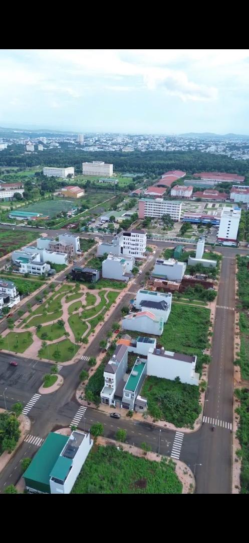 nền đất đẹp thổ cư 100% NGAY KHU TDP8 KHU 5,4 HA KHÔNG LỖI ( gần Y Dược – Hoàng Việt )