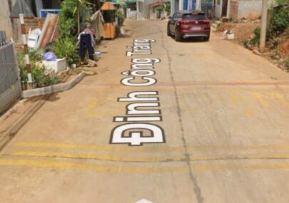 Lô mt đường Đinh Công Tráng