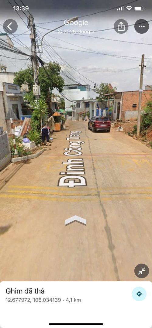 Lô mt đường Đinh Công Tráng