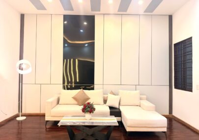 BÁN NHÀ MÊ KIÊN CỐ ĐẸP ĐƯỜNG HỒ XUÂN HƯƠNG