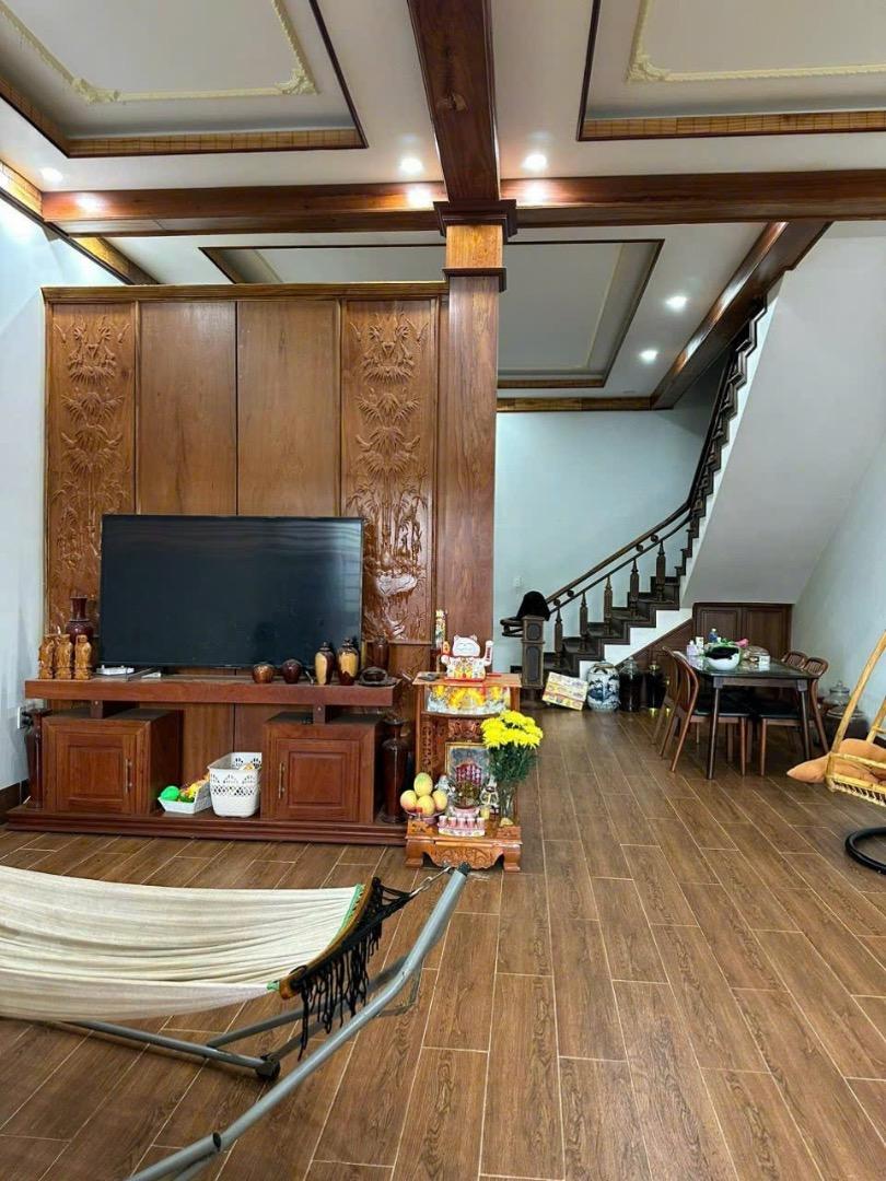 🏡 BÁN NHÀ MÊ GẦN CHỢ ĐẠT LÝ VÀI TRĂM MÉT  – VỊ TRÍ ĐẸP