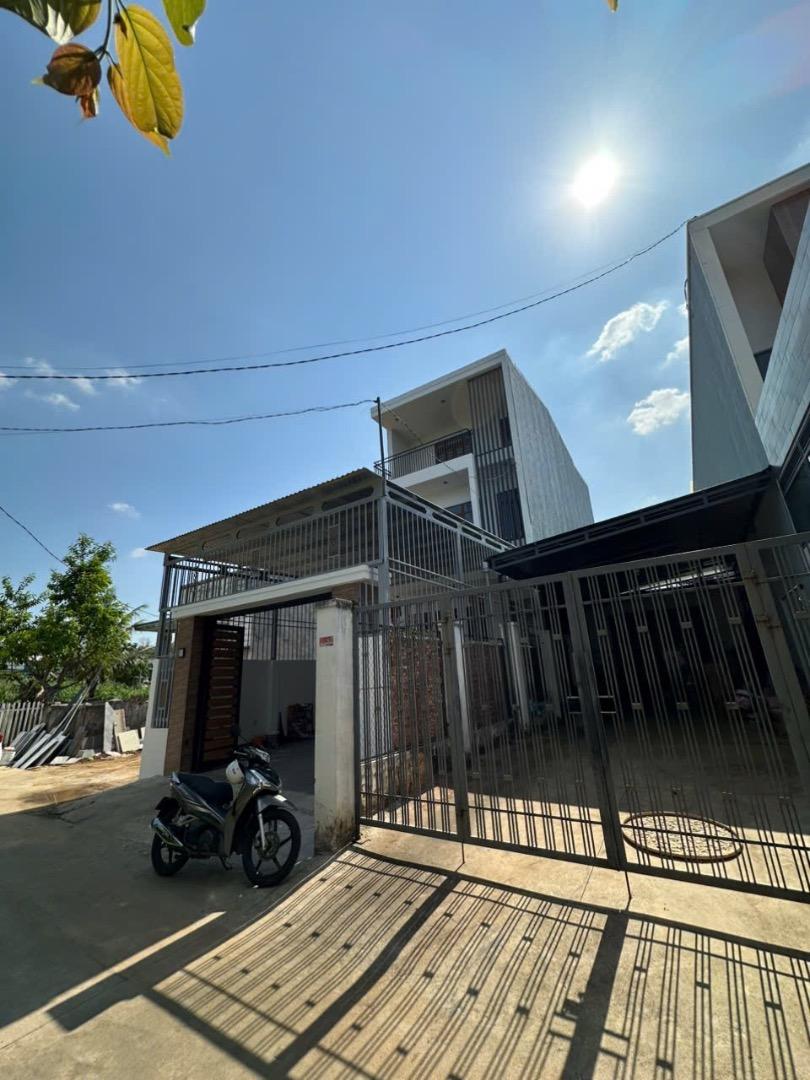 Nhà đẹp hẻm Nguyễn Xuân nguyên